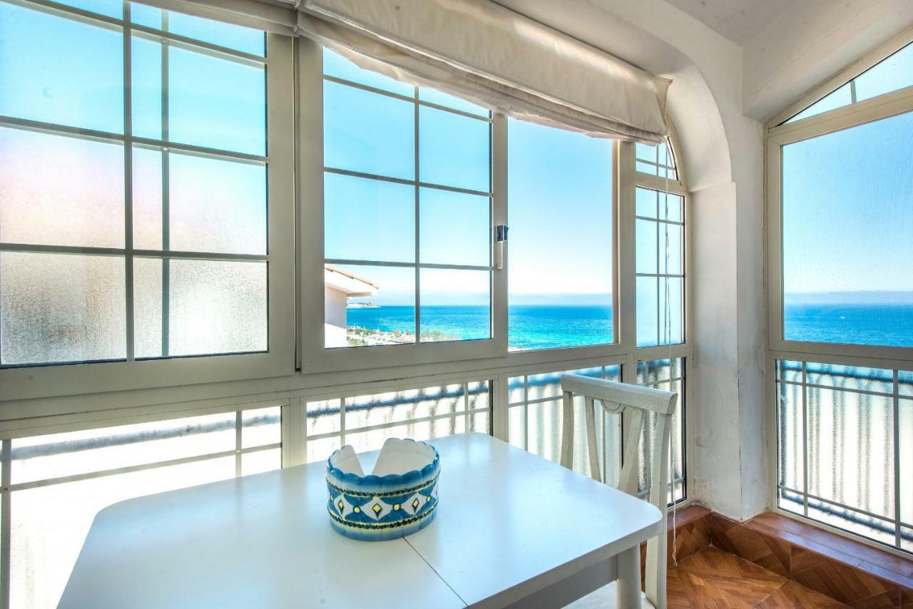 Casa Con Terrazza Sul Mare All'Addaura Палермо Екстериор снимка